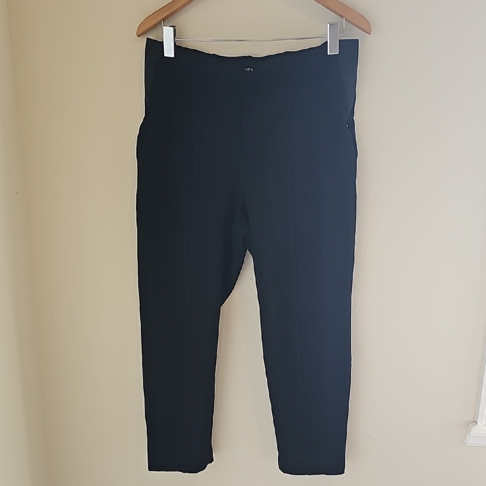 Jones New York Black Stretch Dress Pants. With Extra Stretch At Waist. Size 1X.